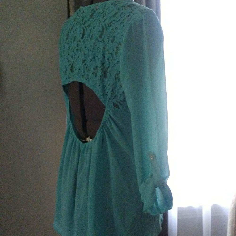 Blouse - Picture 3 of 4